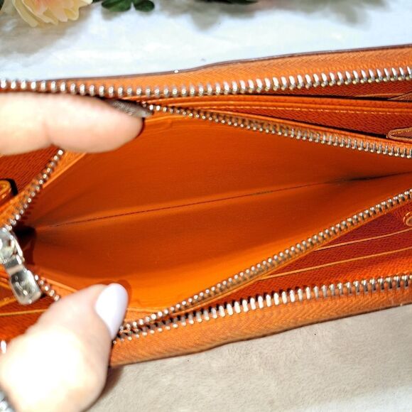 Authentic Louis Vuitton Epi Zippy Wallet with Dust Bag - Picture 16 of 17